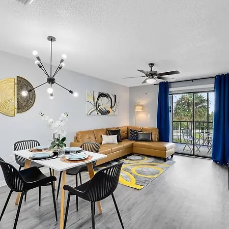 Oasis 317 - Space To Unwind